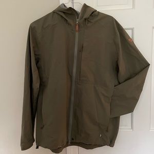 Fjall Raven Abisko Eco-She’ll Jacket.